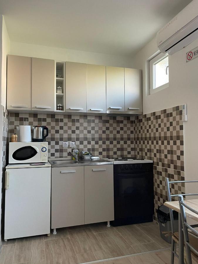 Apartmani Marija Zemun Zemun Polje Exteriér fotografie
