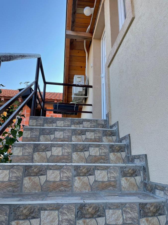 Apartmani Marija Zemun Zemun Polje Exteriér fotografie